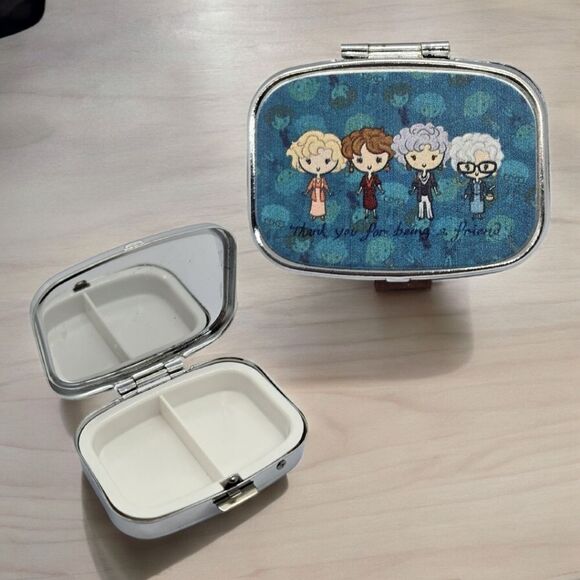 Golden Girls Pill Box Silver Medicine Tin Case FRIEND GIFT Portable Purse Size - Picture 2 of 8